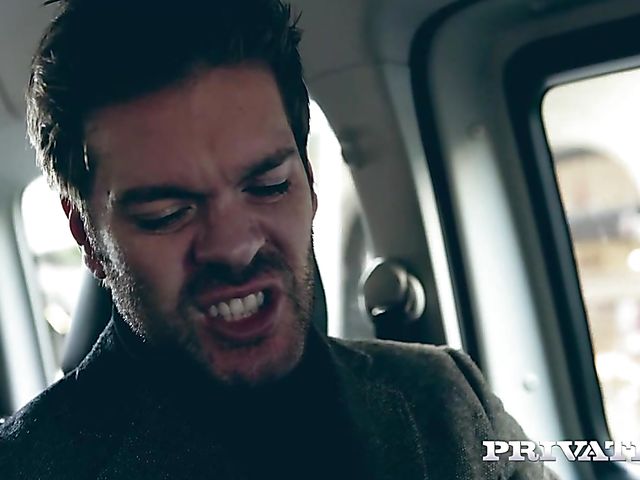 Deep anal for Ella Hughes cute friend Suzy Rainbow