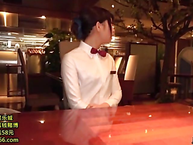 Sex and fun with Japanese amateur babes