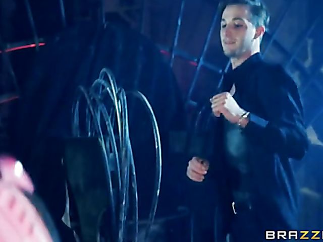 An XXX parody starring Abigail Mac, Katrina Jade and Kimmy Granger