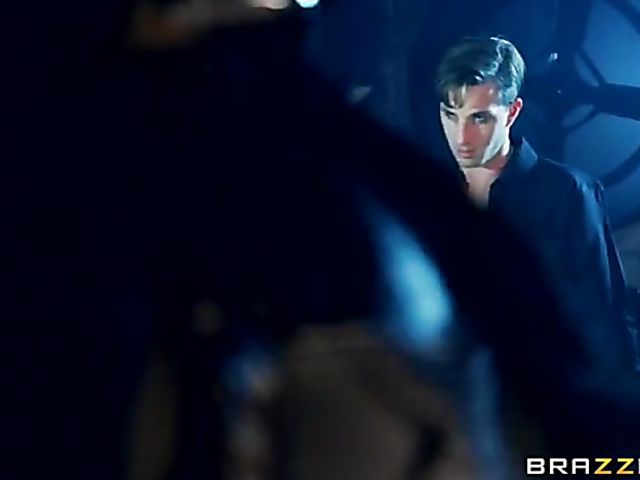 An XXX parody starring Abigail Mac, Katrina Jade and Kimmy Granger