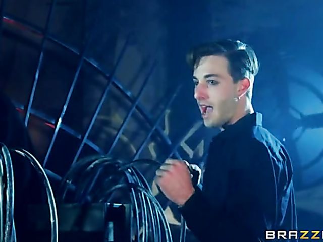 An XXX parody starring Abigail Mac, Katrina Jade and Kimmy Granger