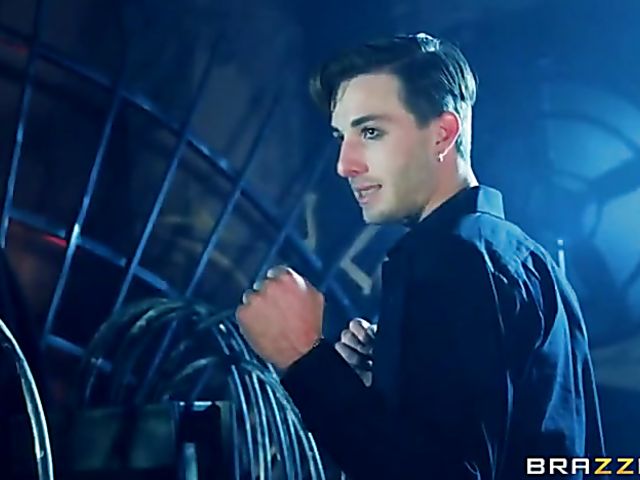 An XXX parody starring Abigail Mac, Katrina Jade and Kimmy Granger