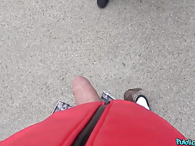 Lucia Fernandez - Public blowjob for a start