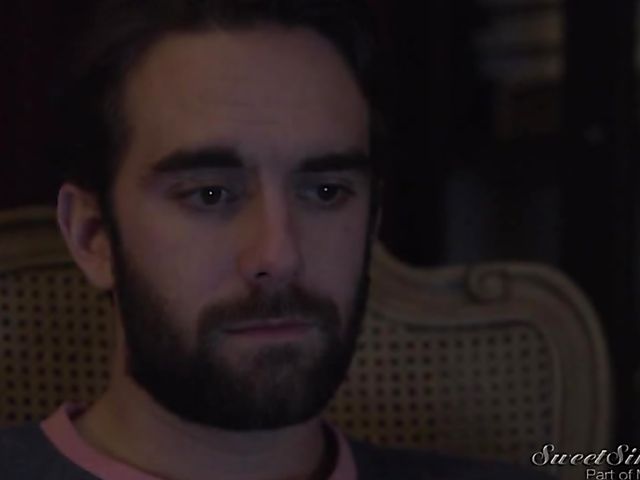 Pretty Lyra Law sucking balls and getting hammered