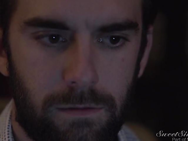 Pretty Lyra Law sucking balls and getting hammered