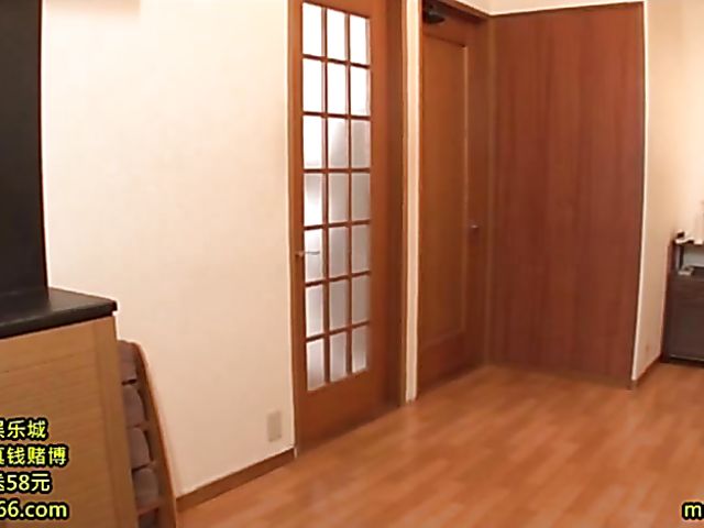 Public Japanese BJ and a little more fun