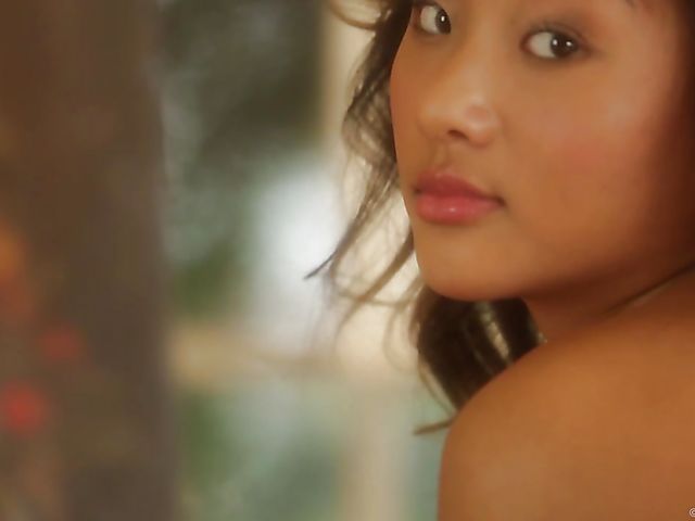 Chinese solo girl Alina Li fingering her holes