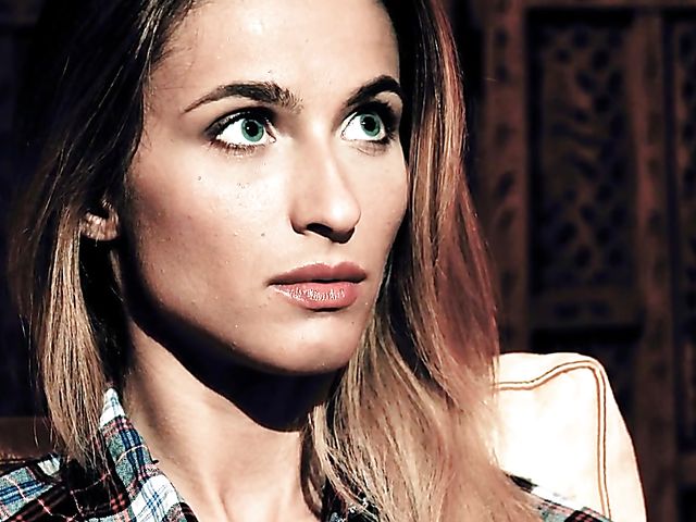 Slim babe Cara Mell fingering herself in the dark