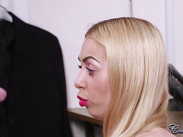 Busty Isabella Clark sucks customs officer and gets a big facial