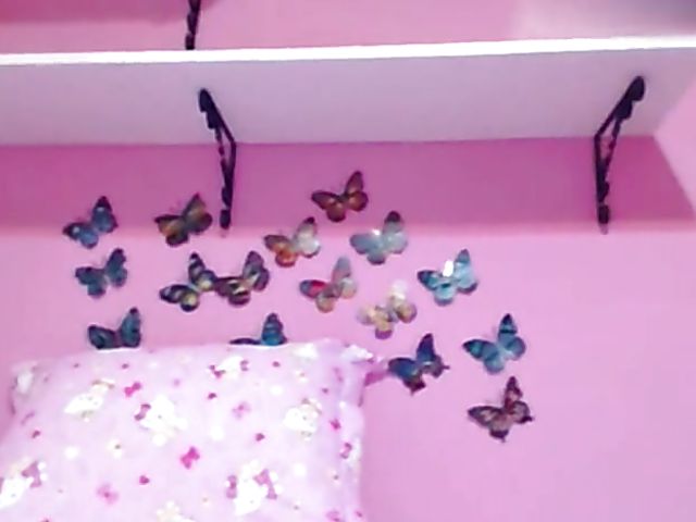 Indian webcam cutie showing her tits