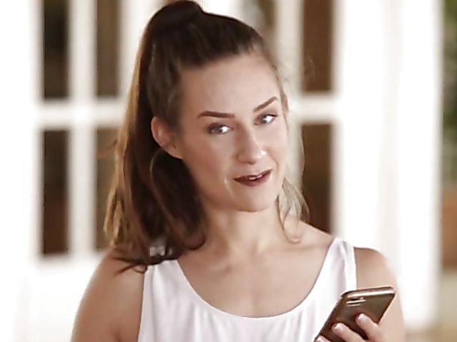 Flexible girl Cassidy Klein deep throat