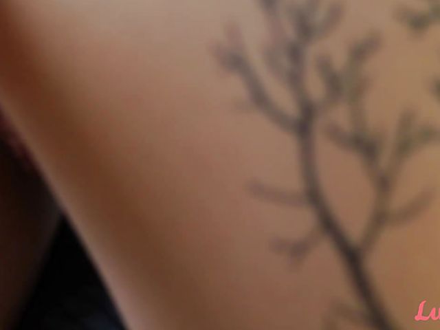 Tattooed alt girl fucking with her boyfriend