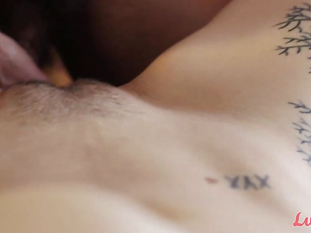 Tattooed alt girl fucking with her boyfriend