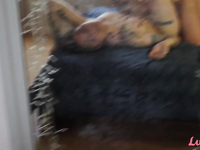 Tattooed alt girl fucking with her boyfriend