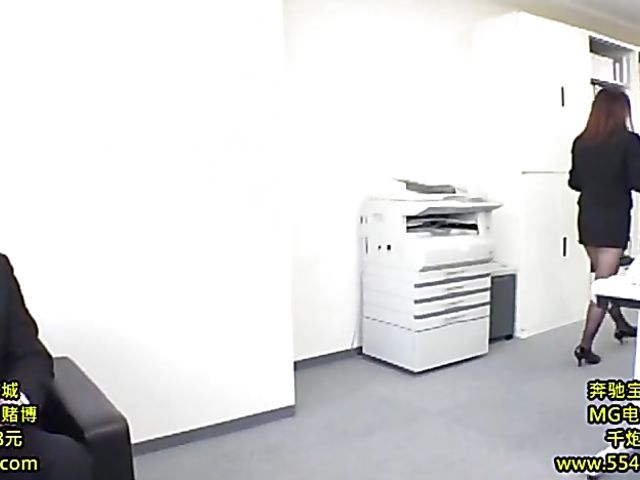 Japanese office sex in pantyhose