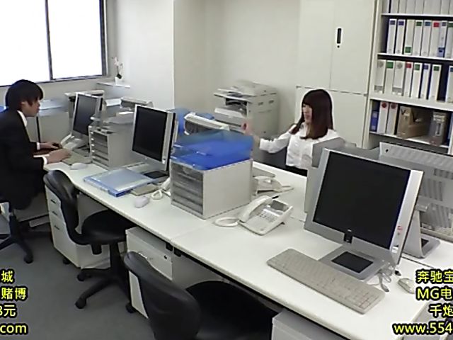 Japanese office sex in pantyhose