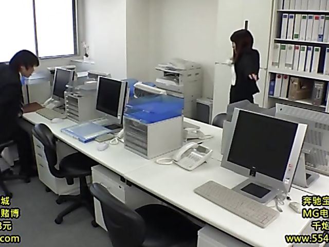 Japanese office sex in pantyhose