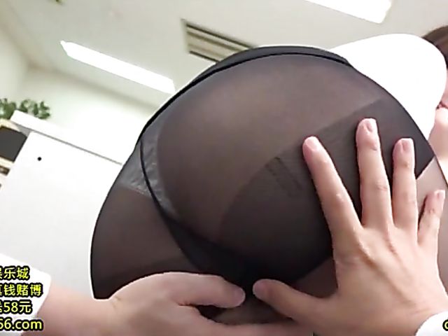 Japanese office sex in pantyhose