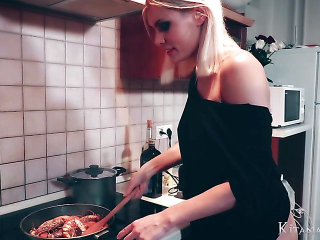 Perfect blonde Kitana Lure with big hooters goes wild in the kitchen