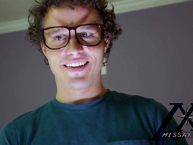 Jillian Janson and Riley Mae got dicks