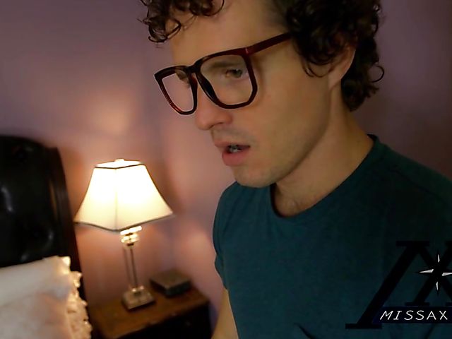 Jillian Janson and Riley Mae got dicks