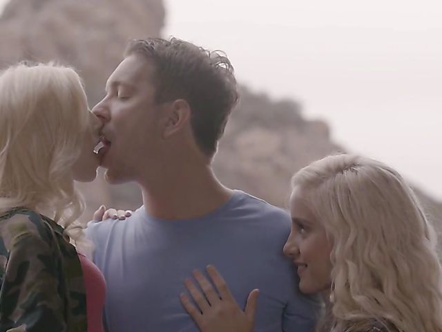 Two blonde threesome with Piper Perri and Naomi Woods