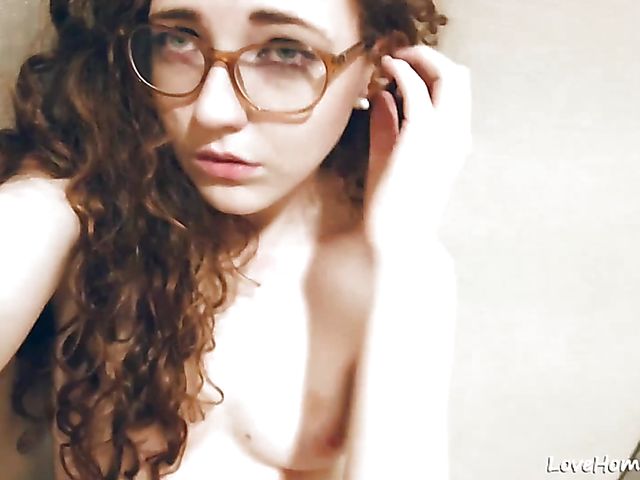 Hot girlfriend sucks and fucks in front of the mirror