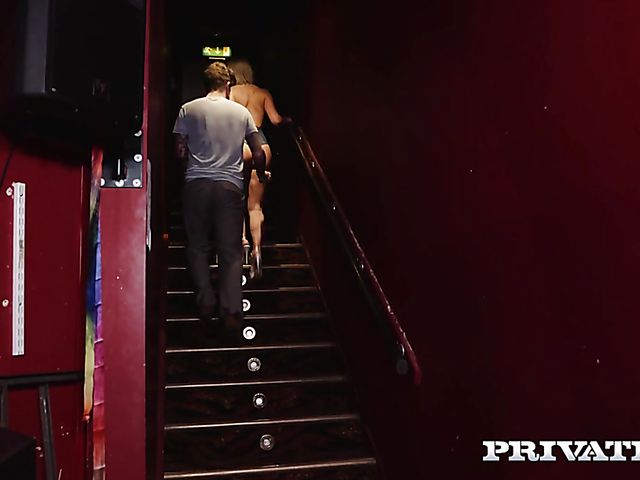 Strip club fuck with blonde in high heels Sienna Day