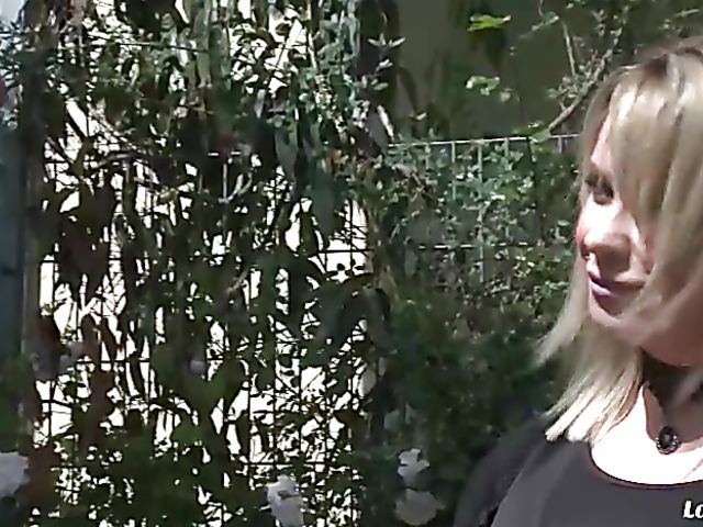 Anal French porn with delicious Emma Blanc