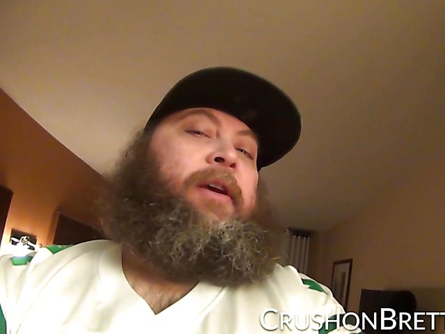 Big tits Brett Rossi behind the scenes in Philadelphia