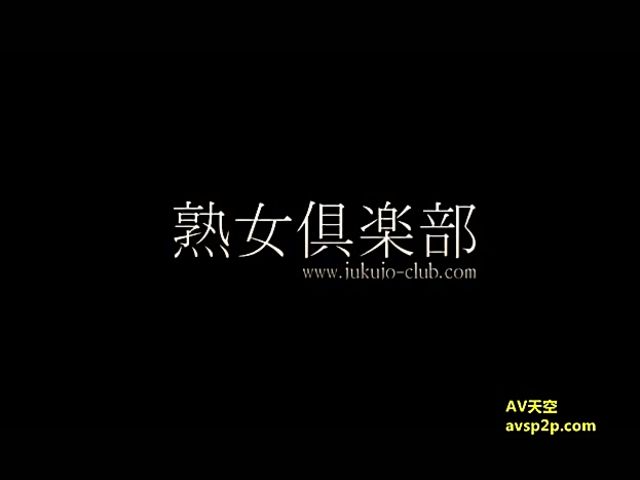 Uncensored Japanese teen gets her pussy toyed