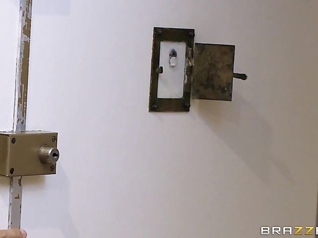 Teen Mina Sauvage with nice natural boobs gets fucked by her driver