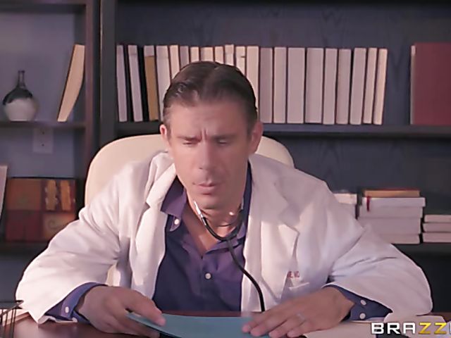 Big tit nurse Rachel Roxxx rides a hard dick