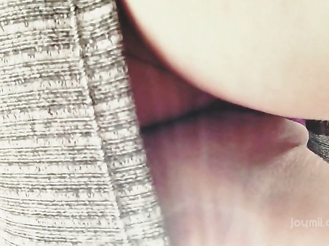 Mary Kalisy finger orgasm on the bed