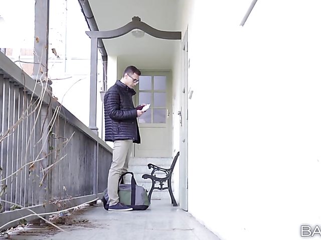 Babe with sexy legs Clea Gaultier seduces a nerd