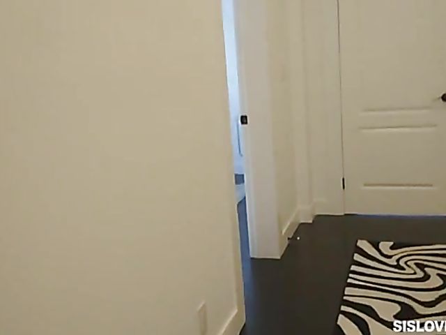 Сrystal Young and Riley Star threesome POV