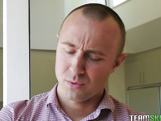 Teen blonde Alexa Raye comes in and gets fucked