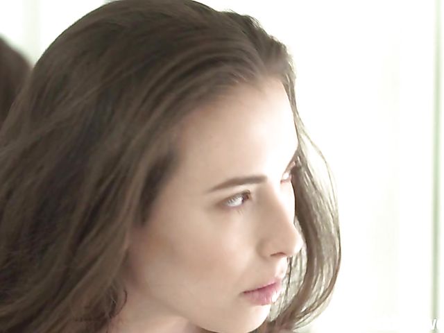 Sensual anal with a lovely yoga girl