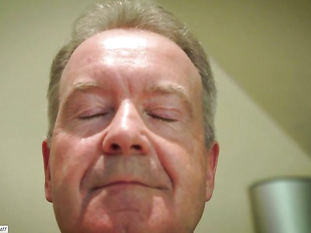 Rebecca Volpetti and Angie Lee in old and young threesome