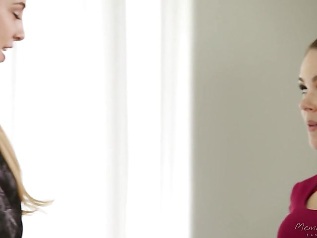 Threesome massage with Kimber Woods and Chloe Scott