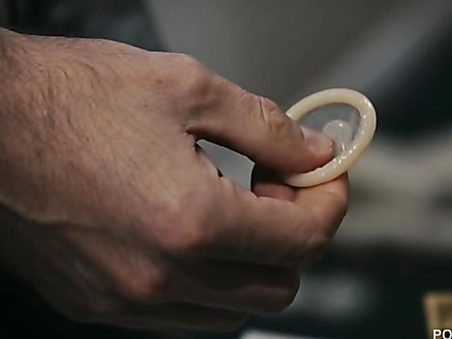 Huge tits whore Bridgette B gets fucked without condom