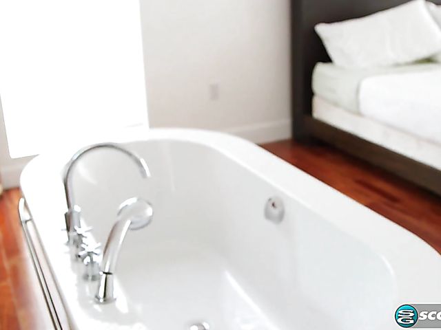 Mature black cock addict Bella Dea