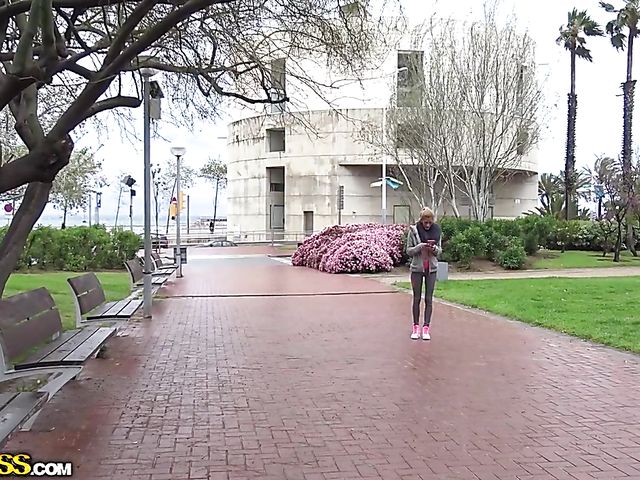 Kitchen fuck with his tight girlfriend