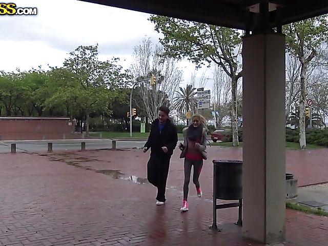 Kitchen fuck with his tight girlfriend