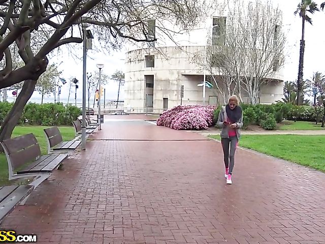 Kitchen fuck with his tight girlfriend