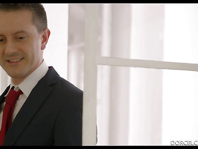 Man fucks two MILFs Rose Valerie and Amber Jayne