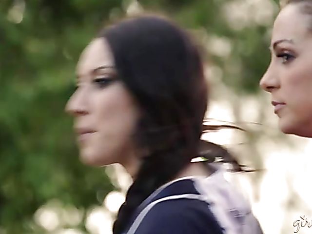 Baseball girl Abigail Mac gets seduced and licked by hot lesbian Mandy Muse