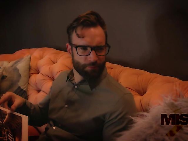 Big tits stepdaughter Penny Pax gets fucked and spanked