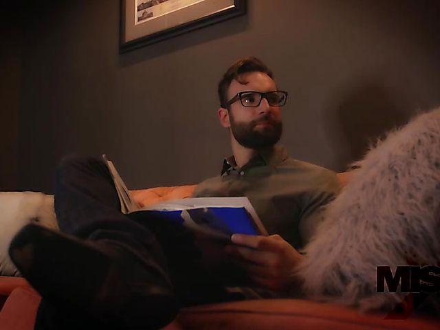 Big tits stepdaughter Penny Pax gets fucked and spanked