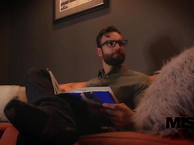 Big tits stepdaughter Penny Pax gets fucked and spanked